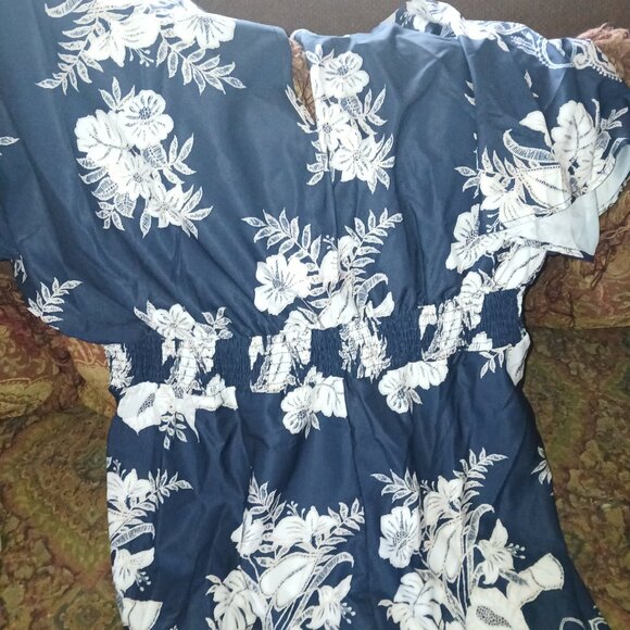 Jumper - Picture 1 of 3